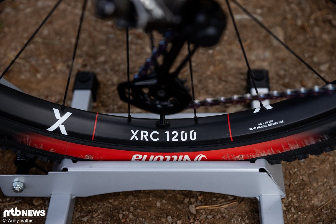 Auch bei den Laufrädern setzt der Team des Kanadiers, das KMC Ridley MTB Racing Team, auf Schweizer Produkte