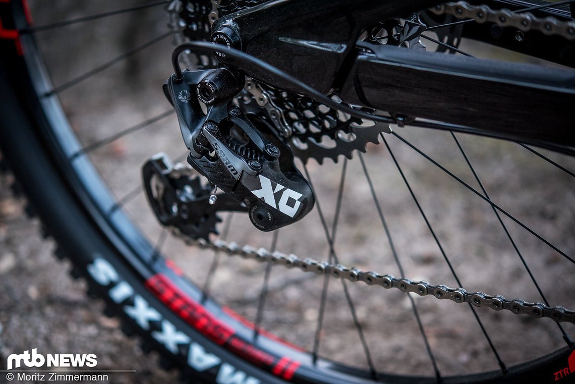 Die SRAM X01 Eagle-Schaltung wechselt zwischen ganzen 12 verschiedenen Gängen …