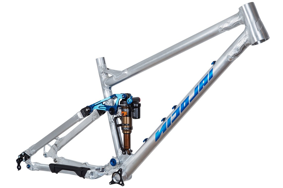 Nicolai ist in Spendierlaune und haut einen absoluten Hammer raus: Das Nicolai Saturn 14 mit Fox DPX2-Dämpfer kannst du in Wunschfarbe und -größe gewinnen!