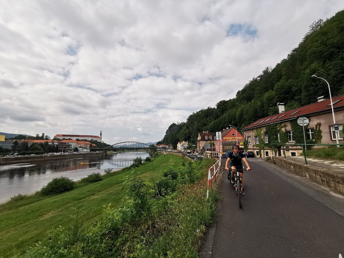 Wieder an der Elbe