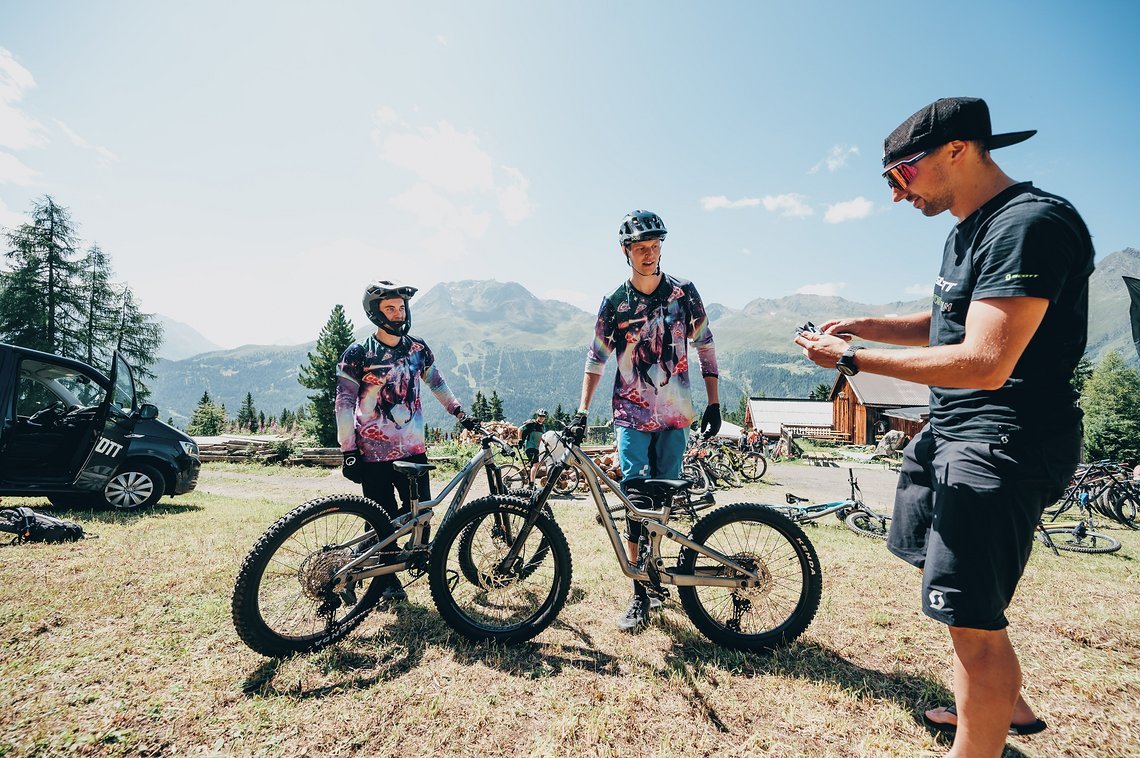 Die Weltraummenschen können nur lachen, wenn sie hören, dass wir für MTB-News starten.