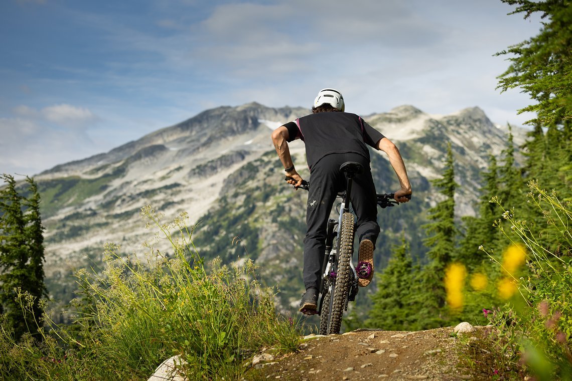 OneUp Components Clip Pedal - Dropping In