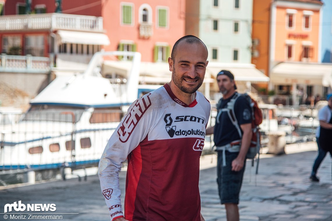 Team-Chef und Velosolutions-Gründer Claudio Caluori war durch seine spannenden Track-Check-Videos und Kommentatoren-Tätigkeit mindestens so präsent wie seine Team-Fahrer