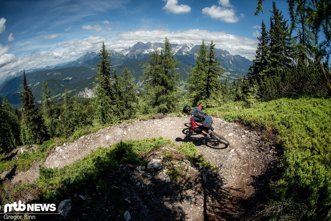 Der Gassl-Trail kombiniert einen etwas ruppigeren Belag mit engeren, aber gut gebauten Kurven und schöner Aussicht.