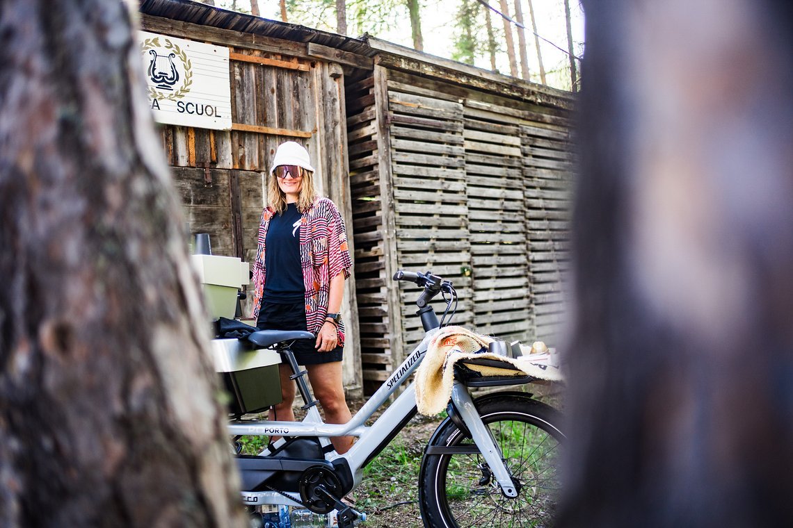 73 - Auch zum Abend serviert Anita nochmal Kaffee vom Barista-Bike   - Foto (c) Max Schumann jpg