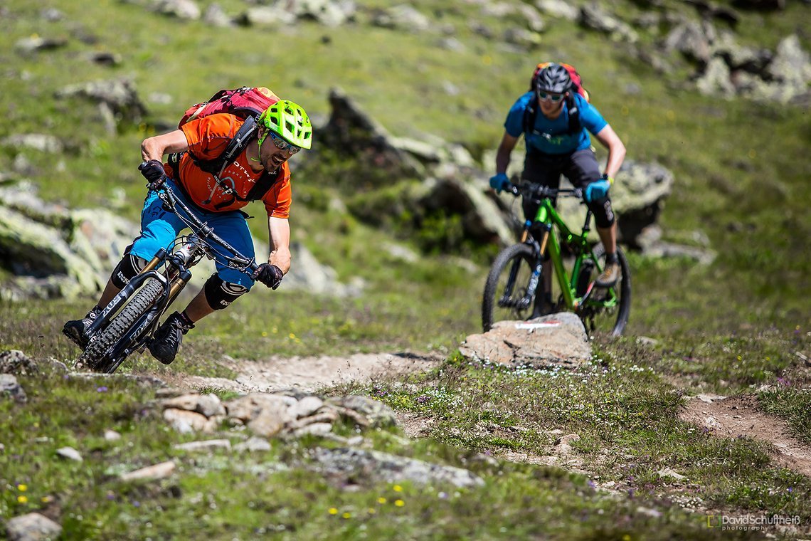 Flowig und mit Vollgas Richtung Tal