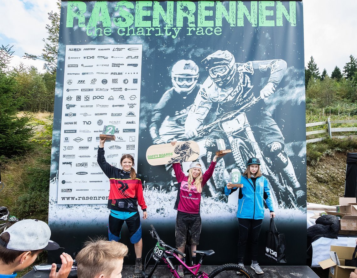 Podium Damen