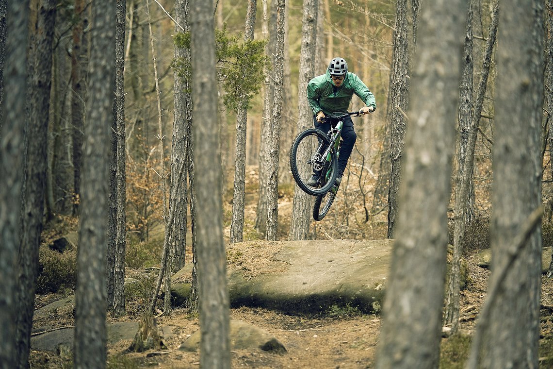 Triple2 macht saubere Funktionsbekleidung Bekleidung für MTB …