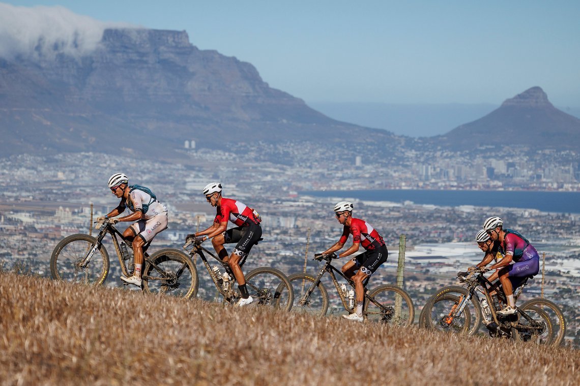 Riders during Stage 1 of the 2025 Absa Cape Epic Mountain Bike stage race held at Meerendal Wine Estate, Cape Town, South Africa on the 17th March 2025. Photo by Sam Clark/Cape Epic
PLEASE ENSURE THE APPROPRIATE CREDIT IS GIVEN TO THE PHOTOGRAPHER AN