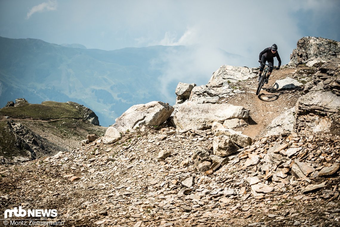 yeti-sb150-action-6626