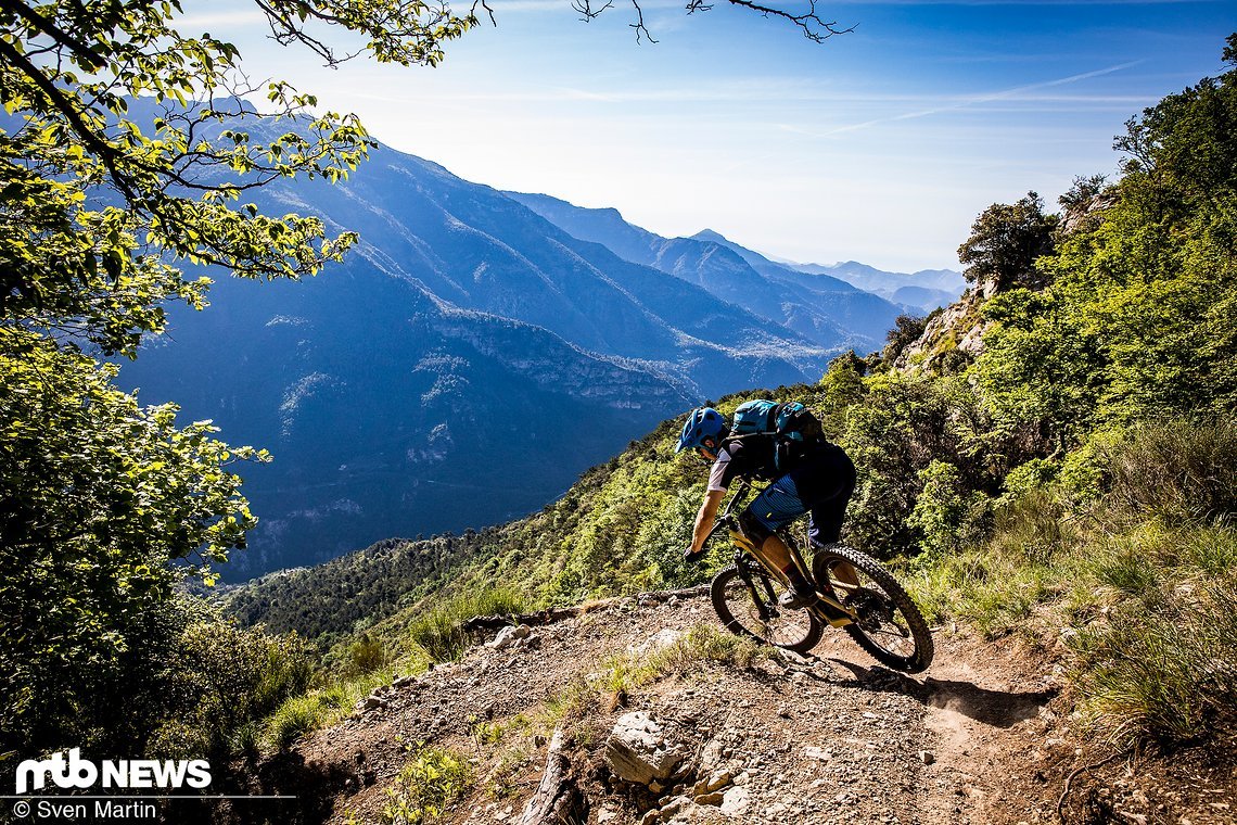 Enge Kurven, trockene Trails und beste Aussicht