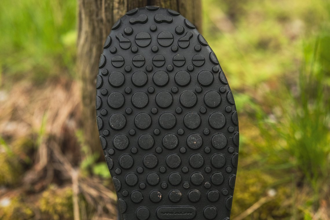 Natürlich kommt der Schuh mit der klassischen Five Ten Stealth-Sohle.