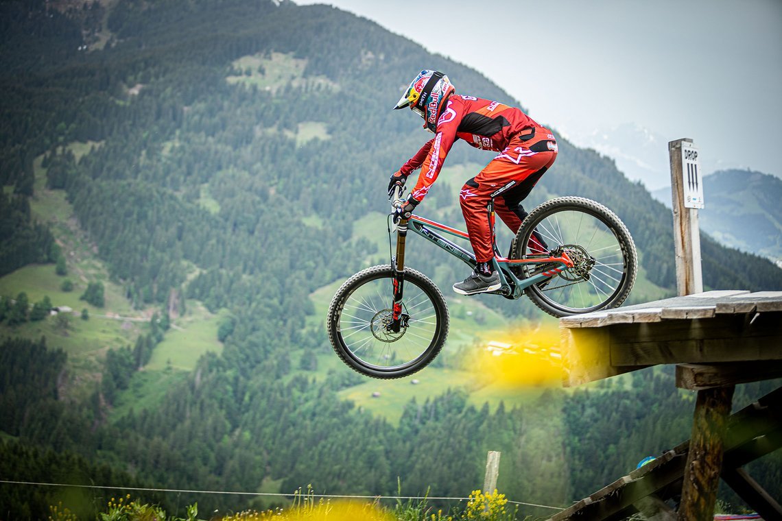 Aaron Gwin  Saalfelden Leogang by Sebastian Sternemann 031