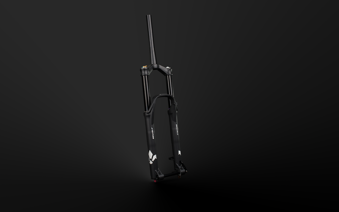 Back in Black – mit neuer Luftfeder, Verbesserungen und frischen Decals.