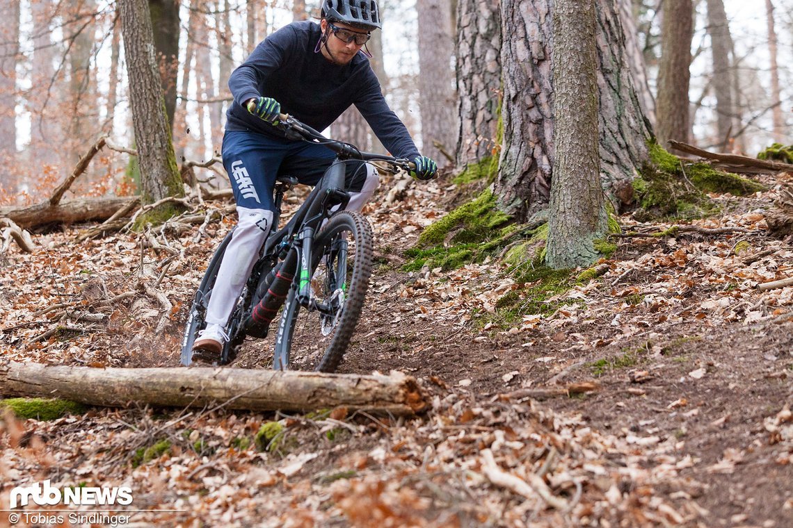2548225-olnw73a5wkju-foto tobi sindlinger  motionride leatt crankbrotherswibmeredition9865-original