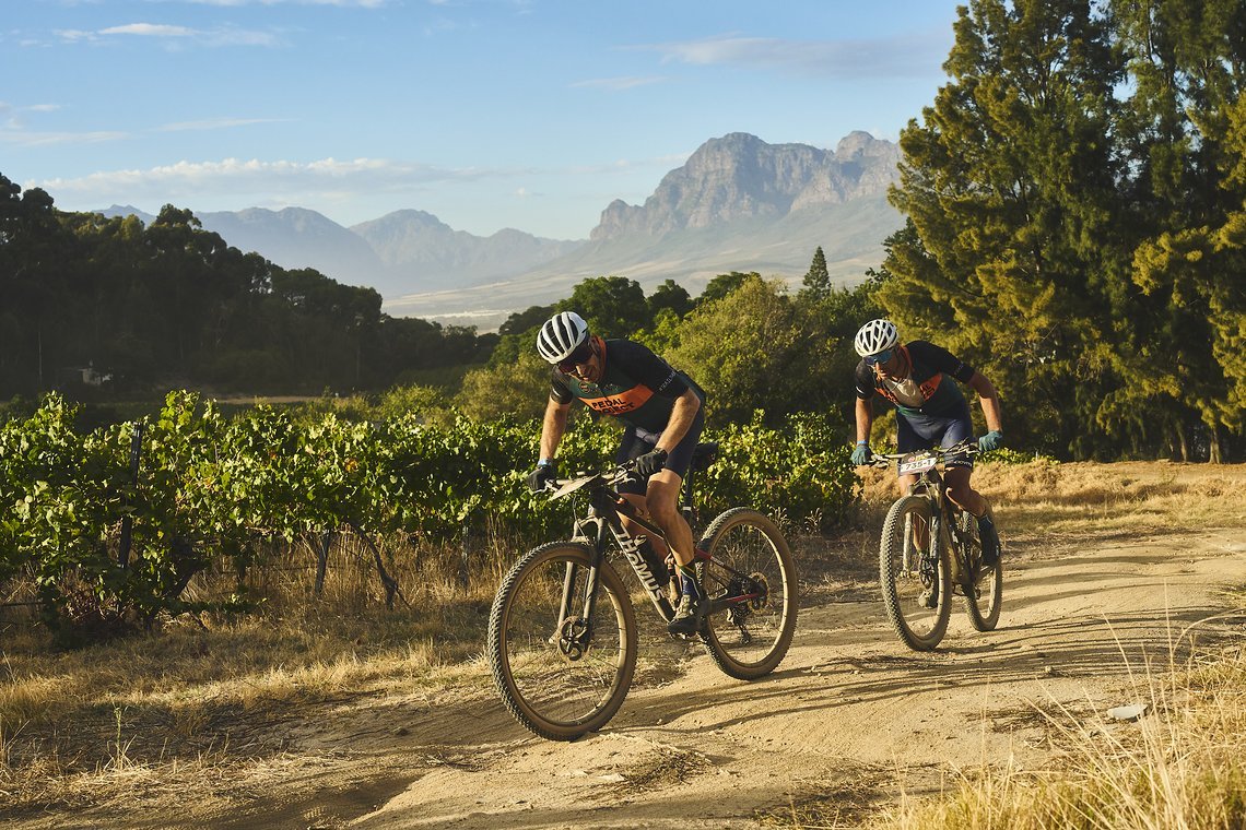 during Stage 4 of the 2025 Absa Cape Epic Mountain Bike stage race held at Fairview, Paarl, Cape Town, South Africa on the 20th March 2025. Photo by Michael Chiaretta/Cape Epic
PLEASE ENSURE THE APPROPRIATE CREDIT IS GIVEN TO THE PHOTOGRAPHER AND ABS