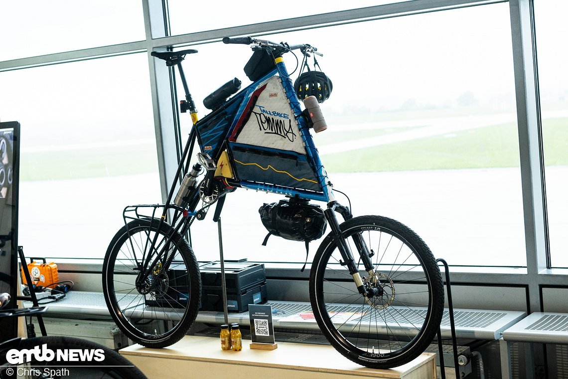 Tallbike Tommy hat seine Spendenreise nach China erfolgreich abgeschlossen.