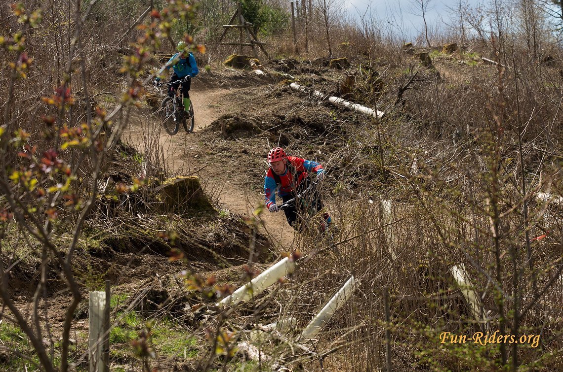 Optimale, breite Kurven auf den Trails