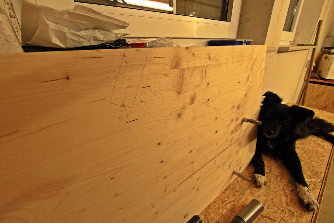 Hier scheint schon ein neues Projekt in Planung, man darf gespannt sein