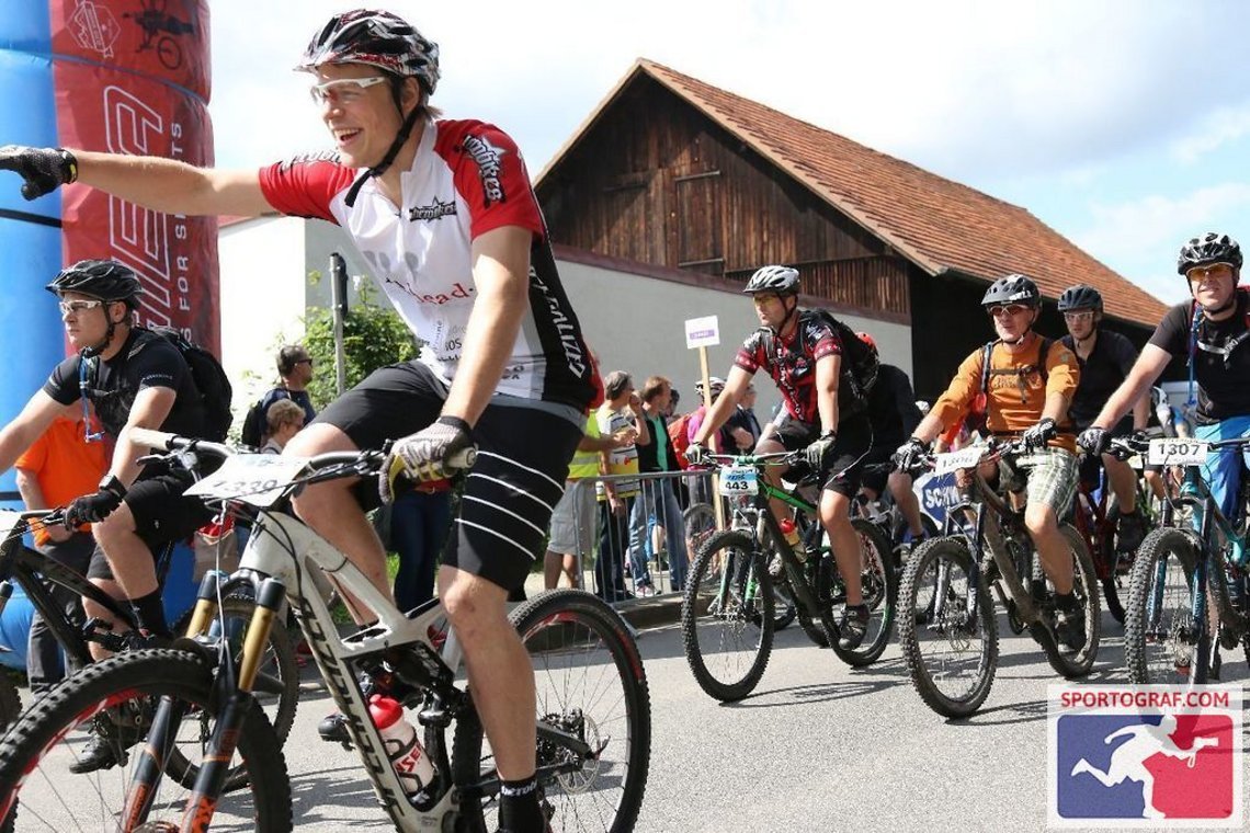 Tommy während des Starts - Attacke!