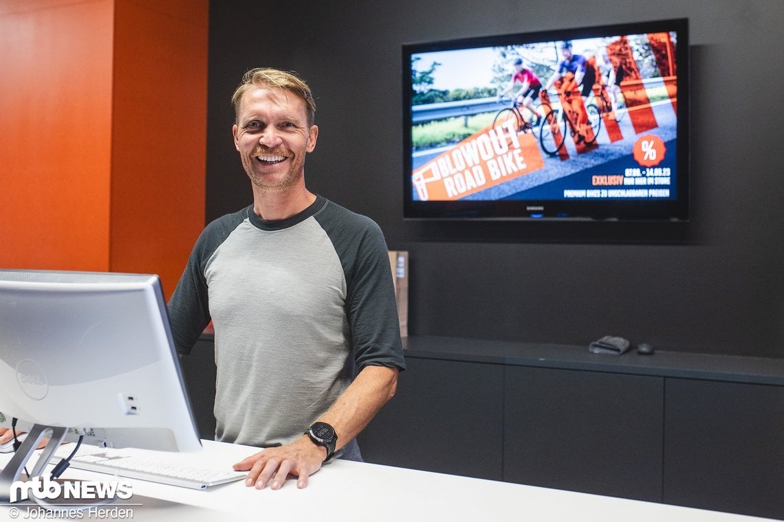 Markus Knöpfle ist der Store-Leiter des bc Stores in Aachen.