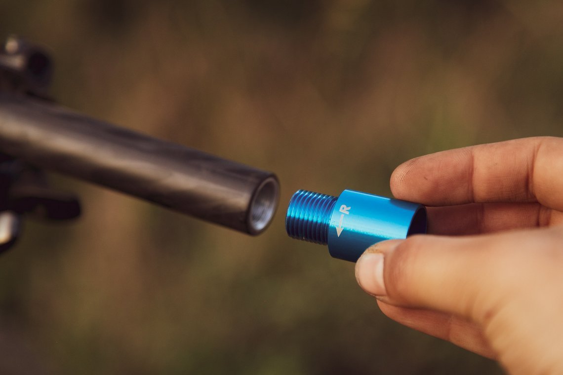 Schon wird aus einem 750 mm-Lenker mittels zweier 25 mm-Einsätze eine 800 mm-Variante