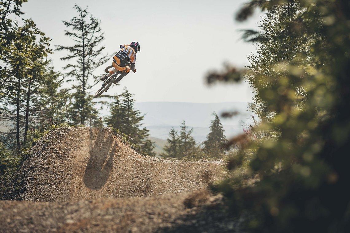 DG Endura CustomLines DyfiBikePark-107