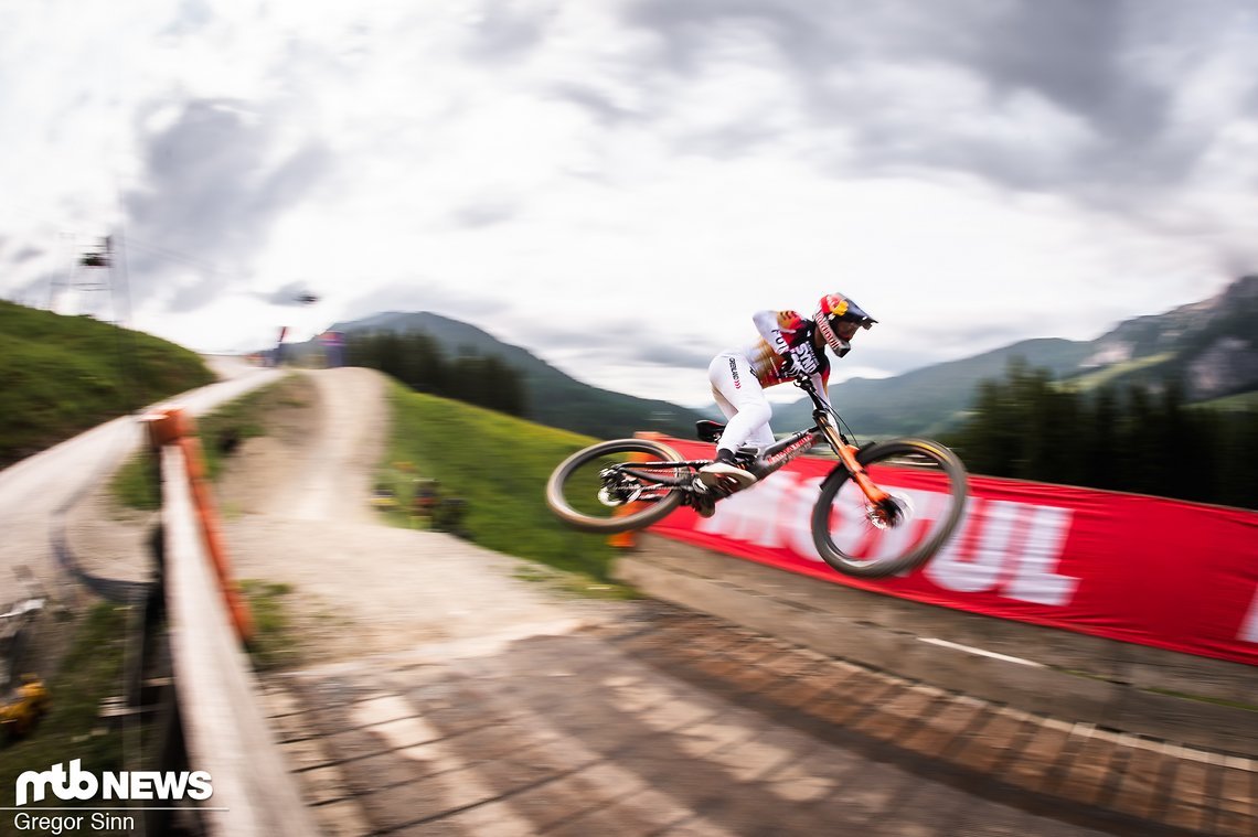 Vollgas bei Laurie Greenland.