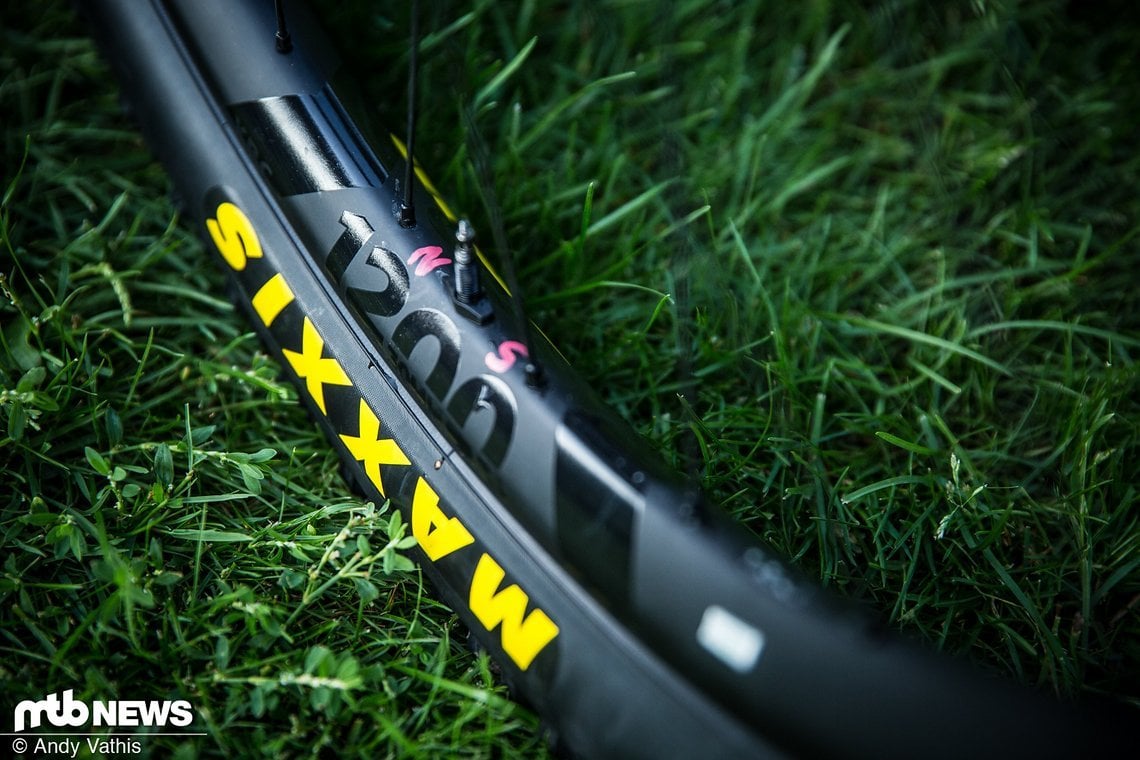 Seit dieser Saison fährt Schurter auf Felgen mit 30 Millimeter Innenweite