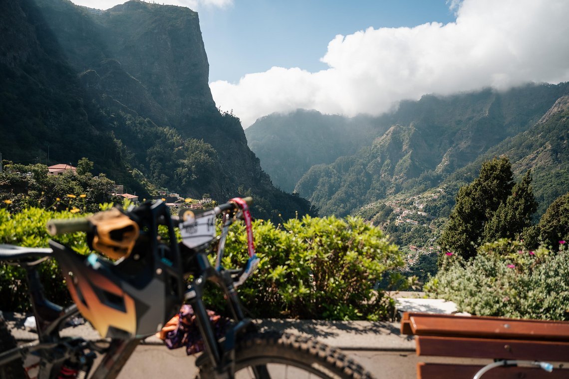 Wenn du nach Madeira fährst, sollte das Nun‘s Valley auf jeden Fall auf deiner Liste stehen.