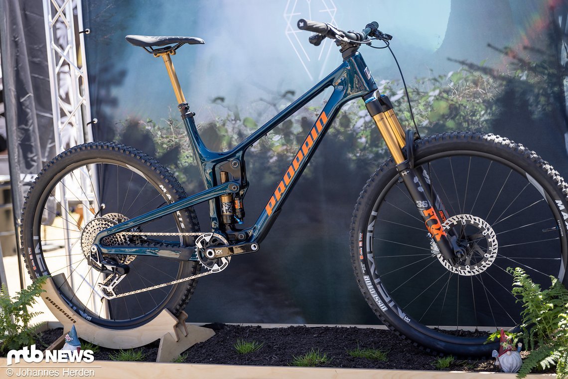 Das neue Propain Tyee Enduro-Bike gibt es sowohl mit Aluminium als auch Carbon-Rahmen