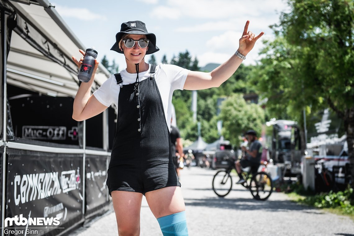 Ganz perfekt ist das linke Knie von Nina Hoffmann nicht, doch sie war heute guter Dinge, dass sie einen soliden Rennlauf hinlegen kann