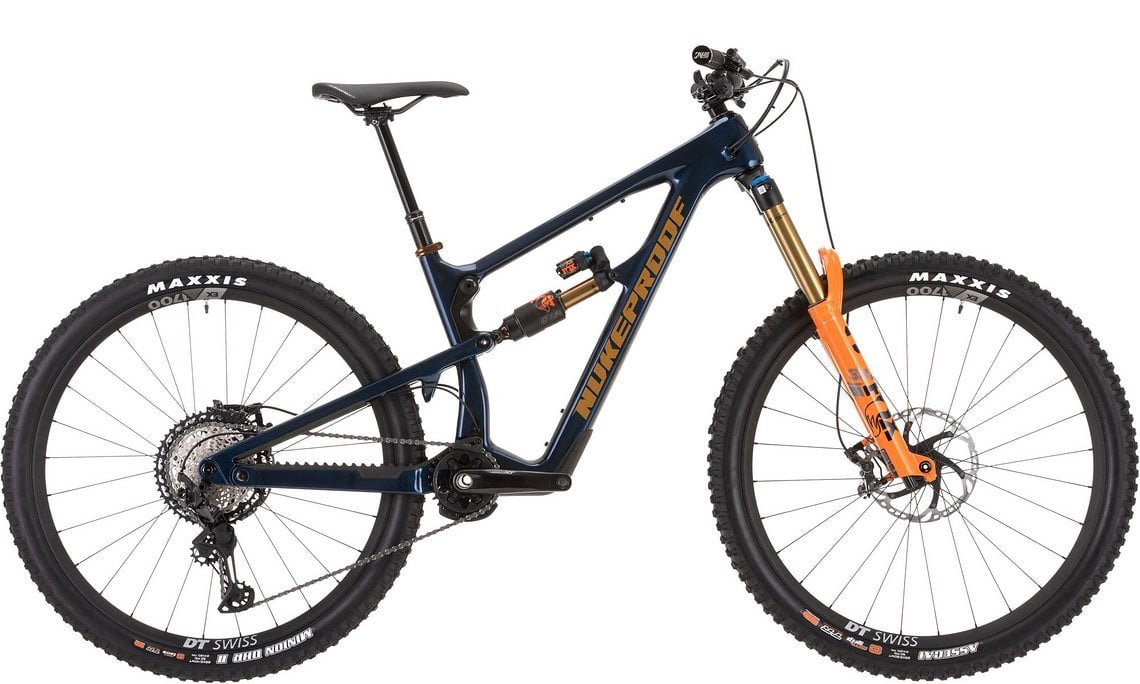 Wer lieber auf Fox statt auf RockShox setzt und gerne Shimano verbaut hat, schaut sich das Nukeproof Factory an.