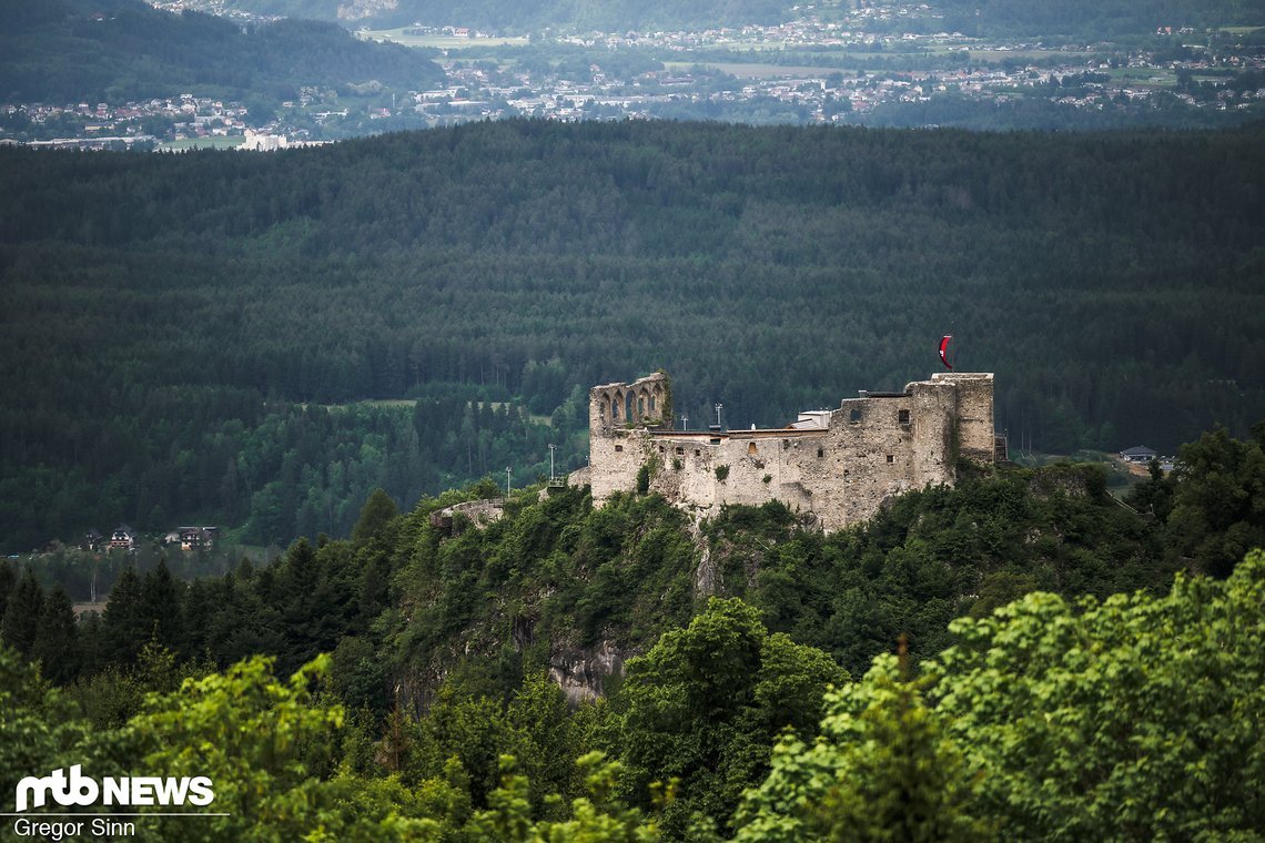 Die Burg Finkenstein sieht nicht nur beeindruckend aus, sondern wird auch immer wieder für Kulturveranstaltungen genutzt.