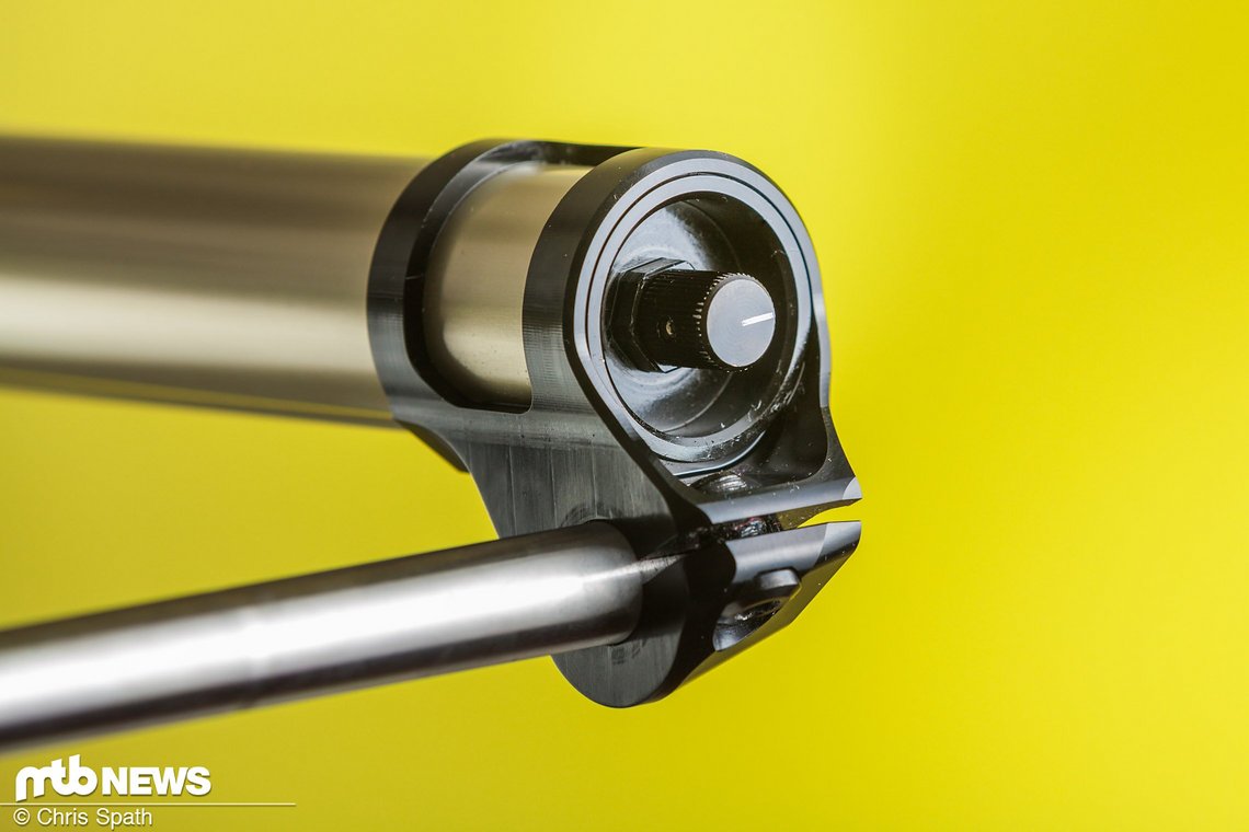 Die Druckstufe sitzt bei der USD-Gabel unten