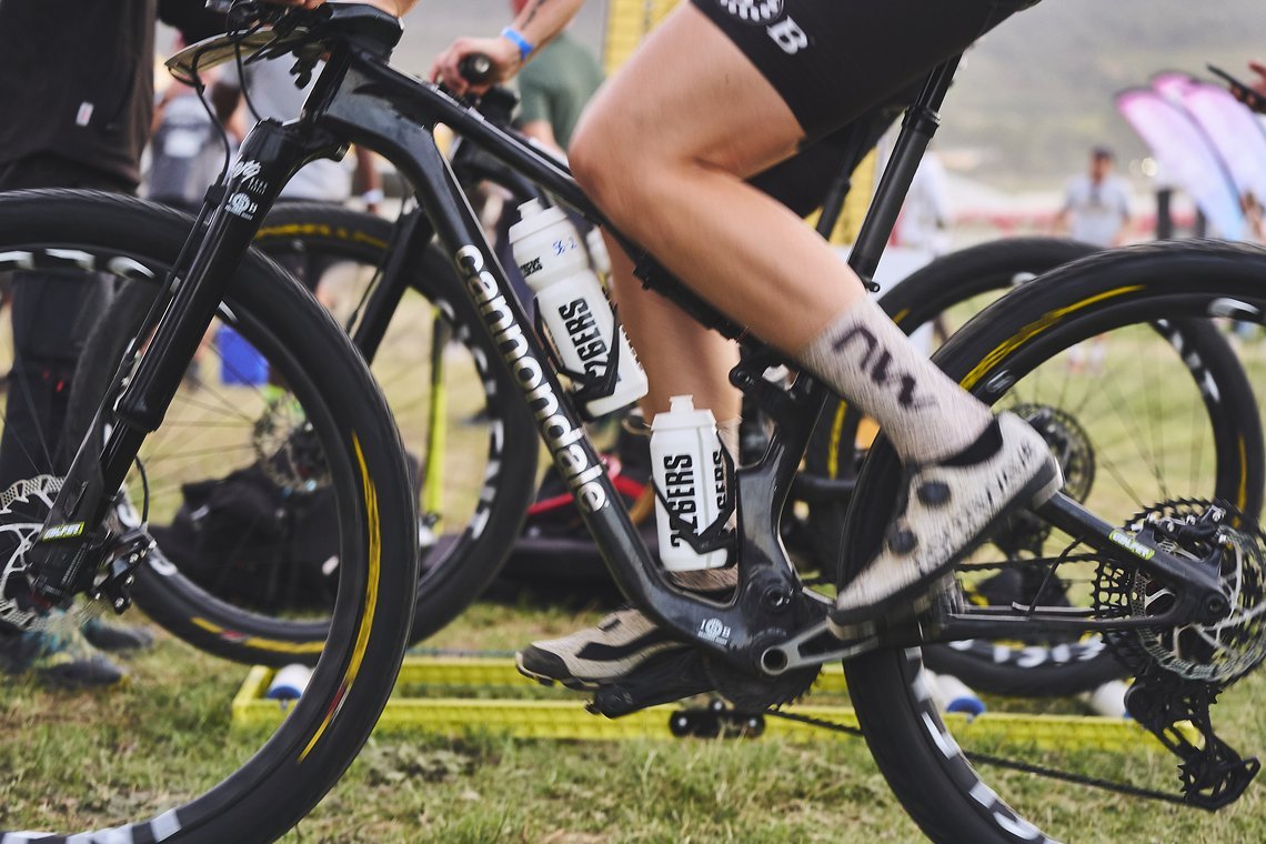 during Stage 4 of the 2025 Absa Cape Epic Mountain Bike stage race held at Fairview, Paarl, Cape Town, South Africa on the 20th March 2025. Photo by Michael Chiaretta/Cape Epic
PLEASE ENSURE THE APPROPRIATE CREDIT IS GIVEN TO THE PHOTOGRAPHER AND ABS