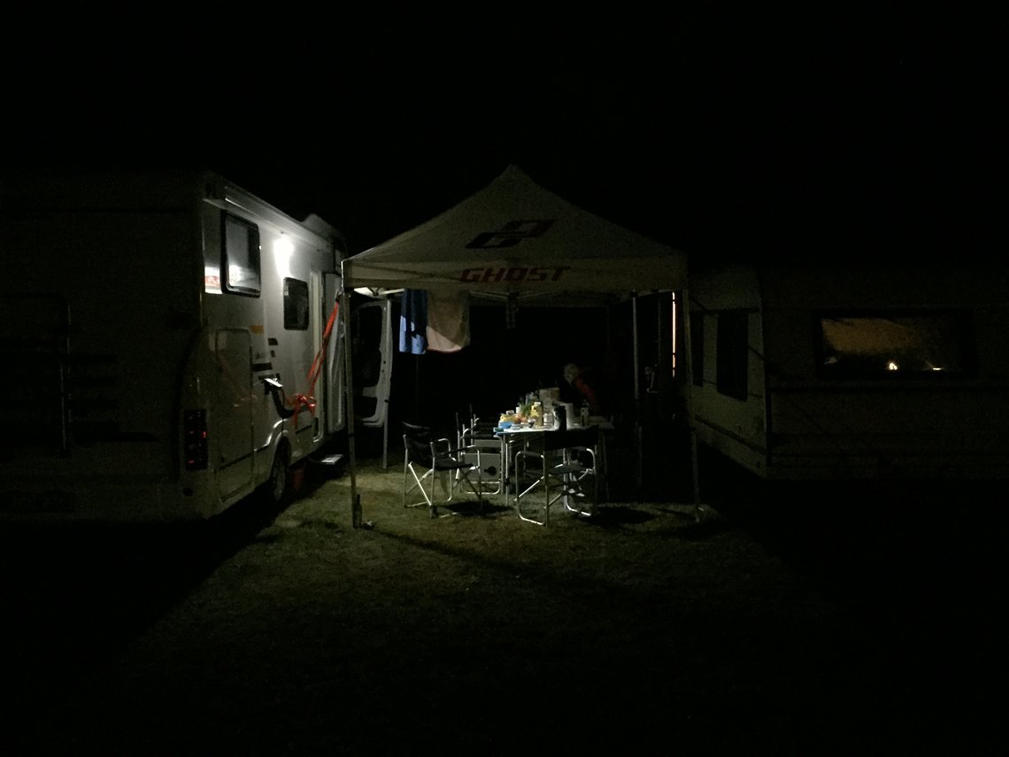Schon früh in der Nacht geht es los