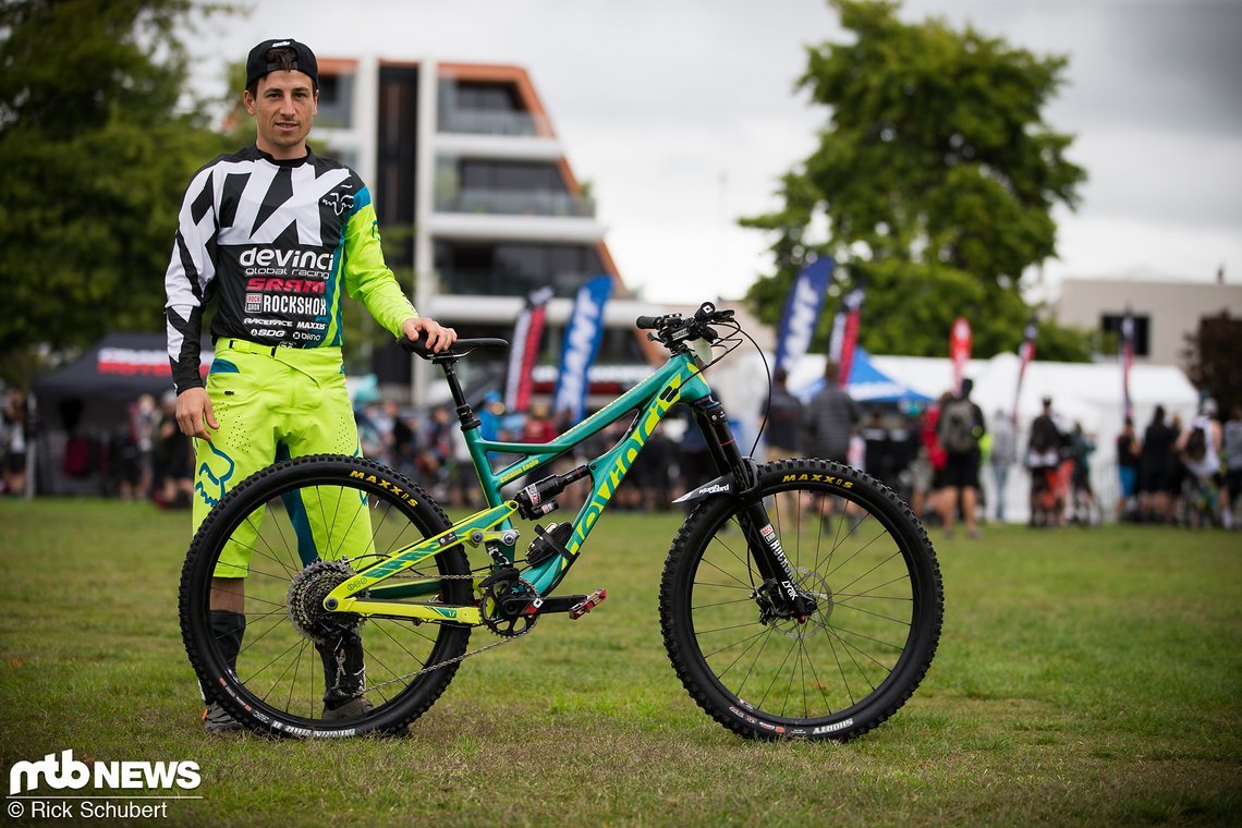 Damien Oton mit seinem Devinci Spartan
