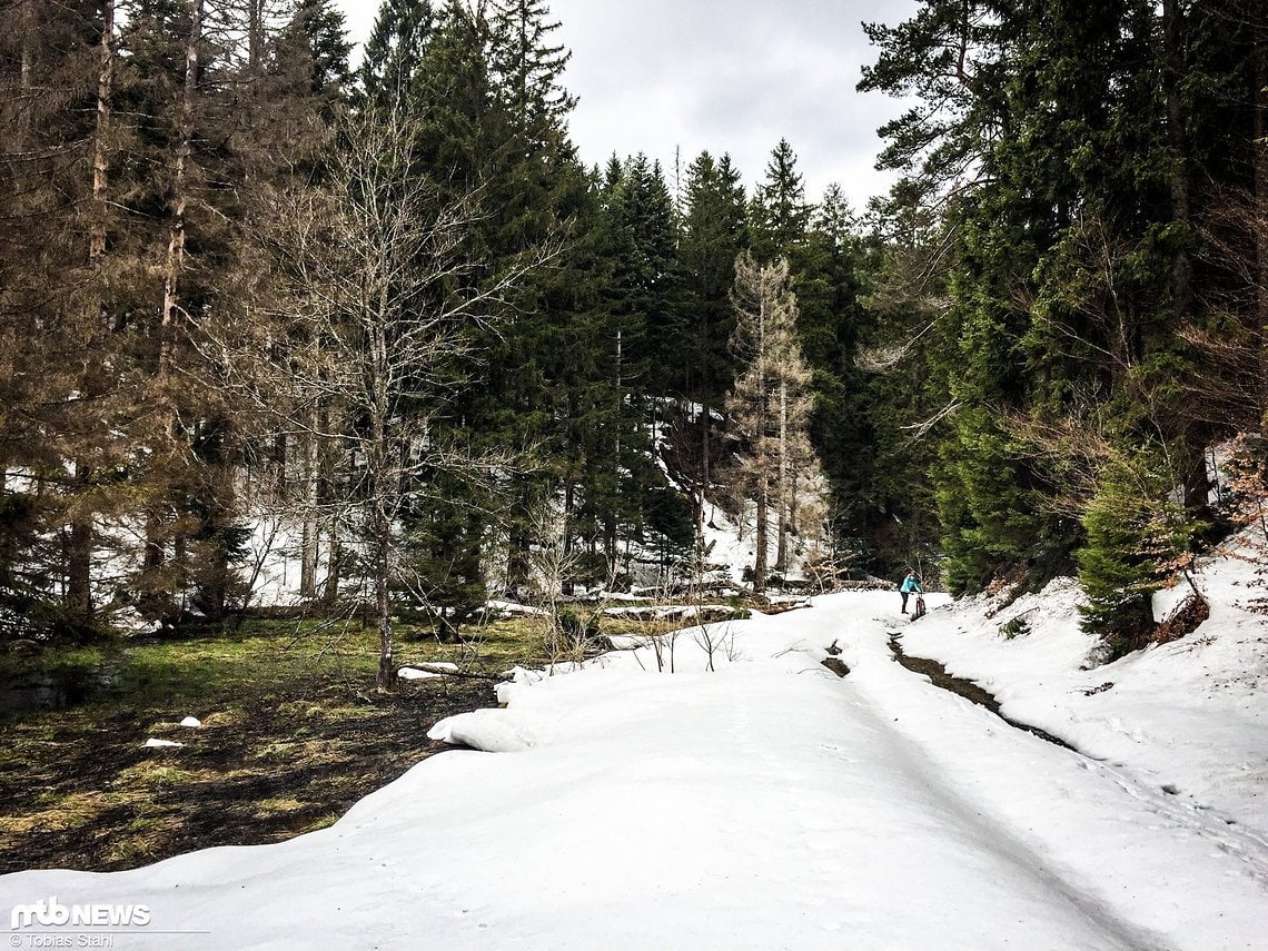 … bevor wir dann hoffnungslos im tauenden Schnee steckenblieben