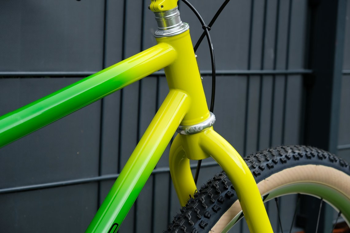 ... mit dem schicken Stahlbike!