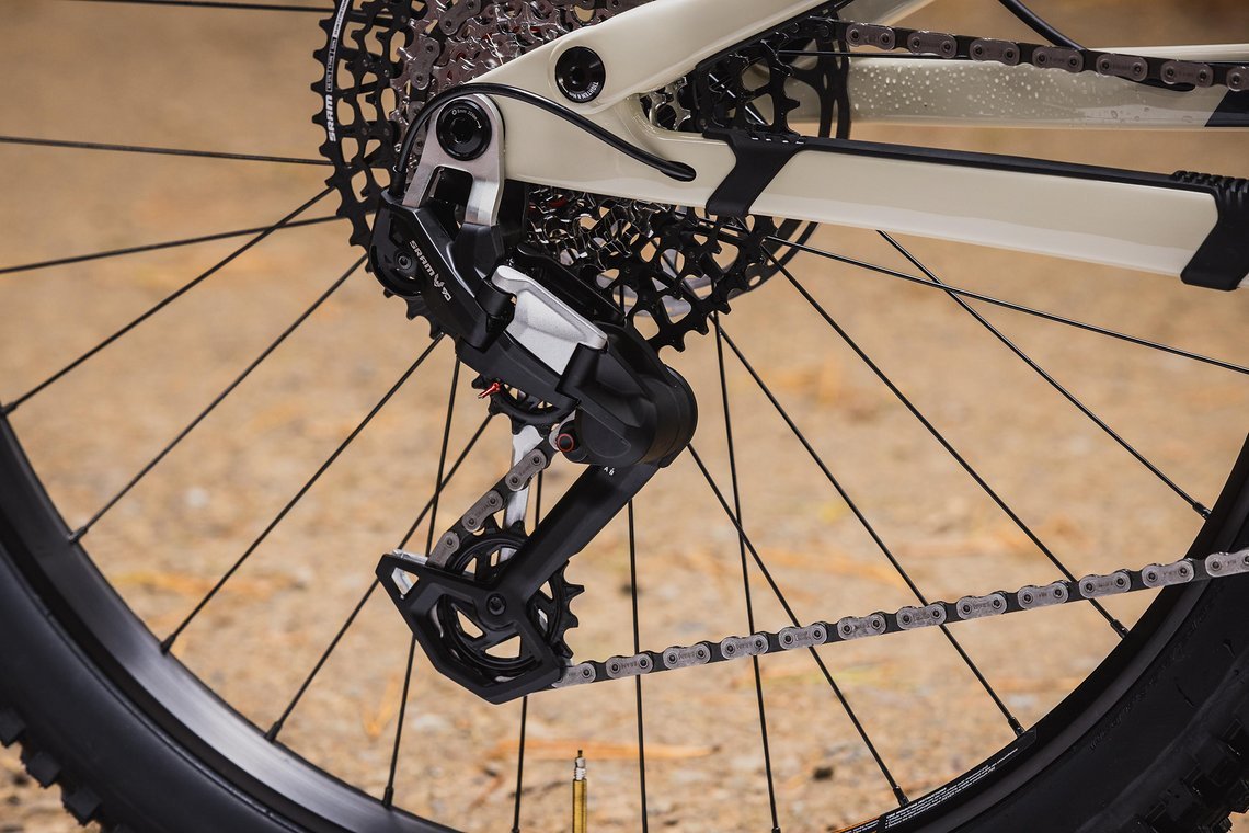 Mit der SRAM Eagle 90 Transmission setzt Kona auf die neuste mechanische Schaltperformance ...