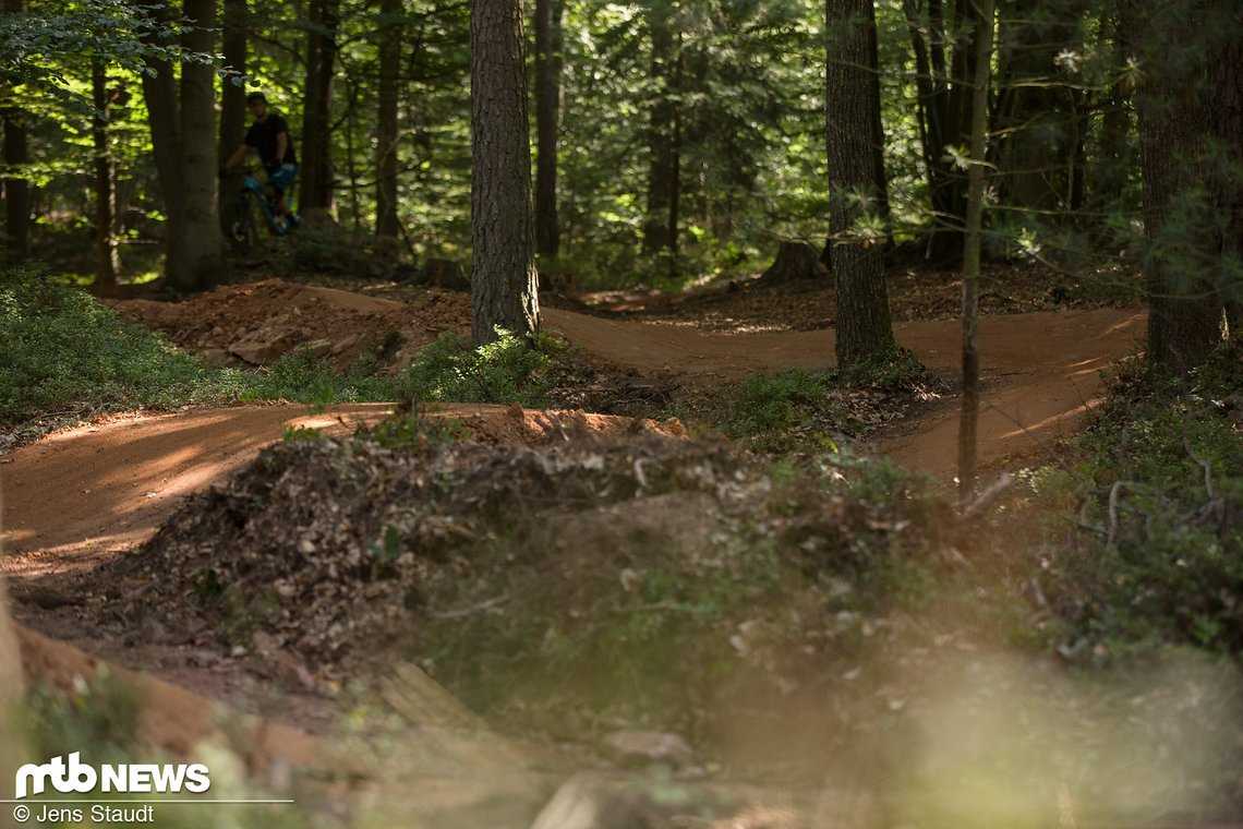 Flowtrails machen mit weniger Federweg mehr Spaß