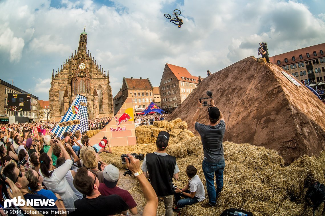 Barspin Backflip to Can Can