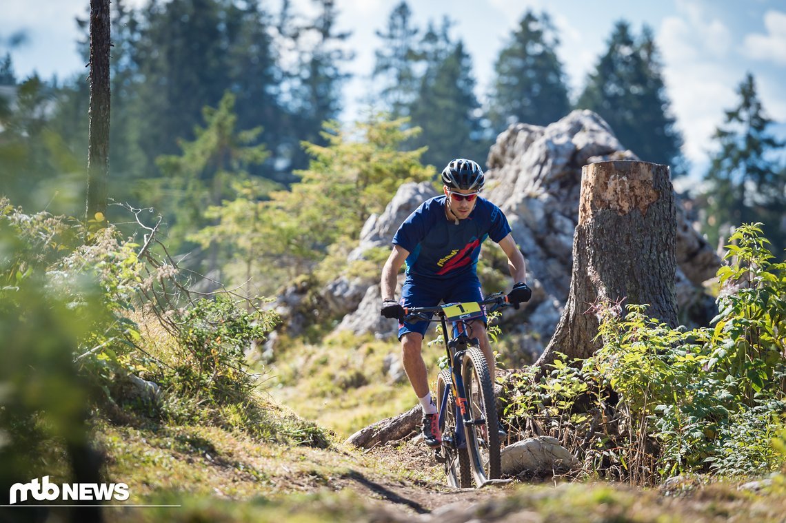 In der Ebene überzeugt das neue XC-Fully von BMC mit einem sehr guten Vortrieb