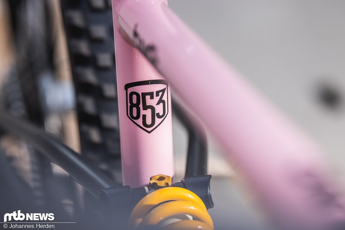 Gefertigt wird der Hauptrahmen aus Reynolds 853er-Stahlrohrsätzen.