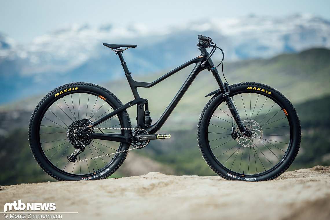 Das Scott Genius erfreut sich nicht ohne Grund großer Beliebtheit. Das Trailbike kann vor allem mit einer guten Hinterbau-Funktion und einer gelungenen Geometrie punkten