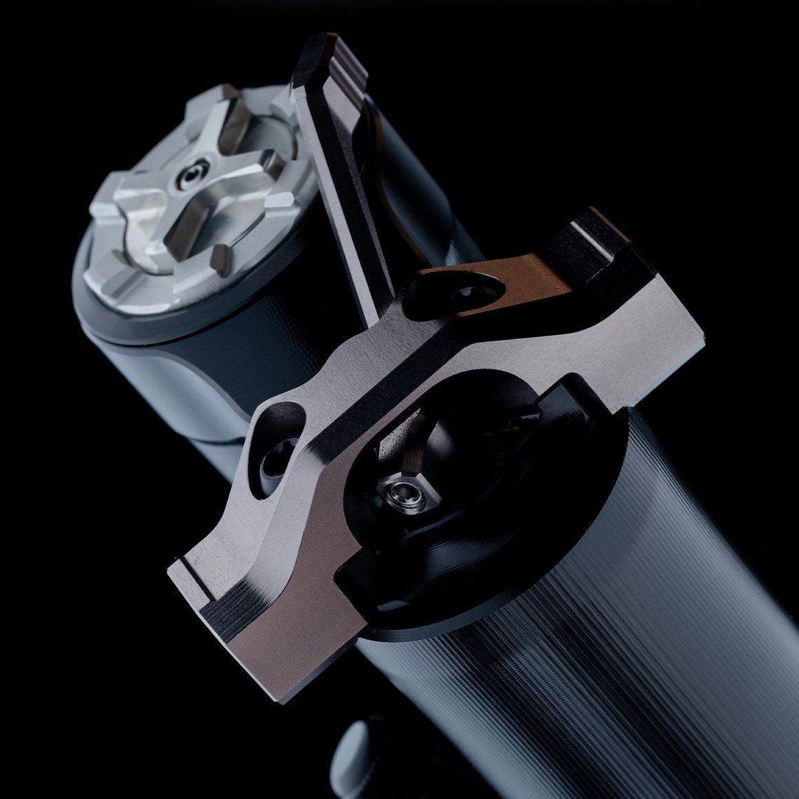 Der IBS-Adapter erlaubt einen Wechsel zwischen Trunnion-...