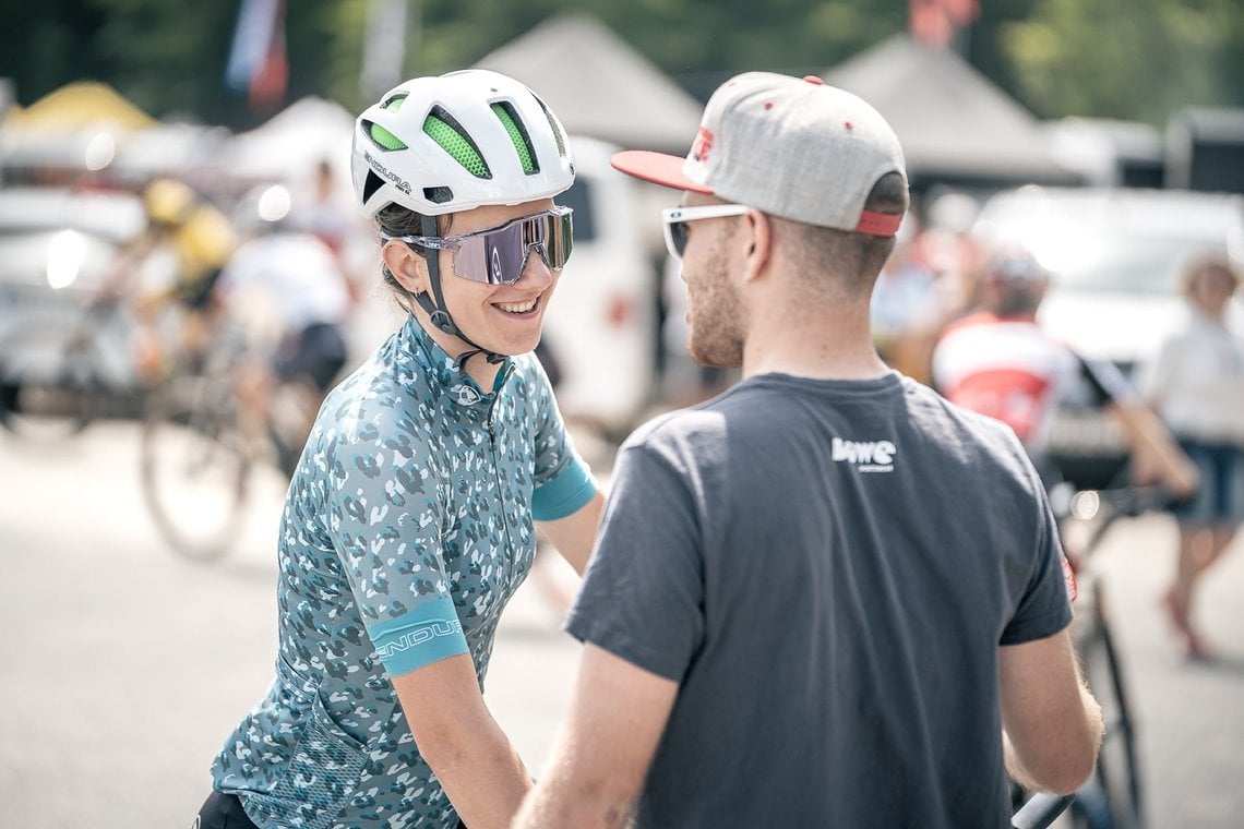 Pre Race talks mit Lukas Hoffmann, einem sehr guten Freund und übrigens Moderator des Events