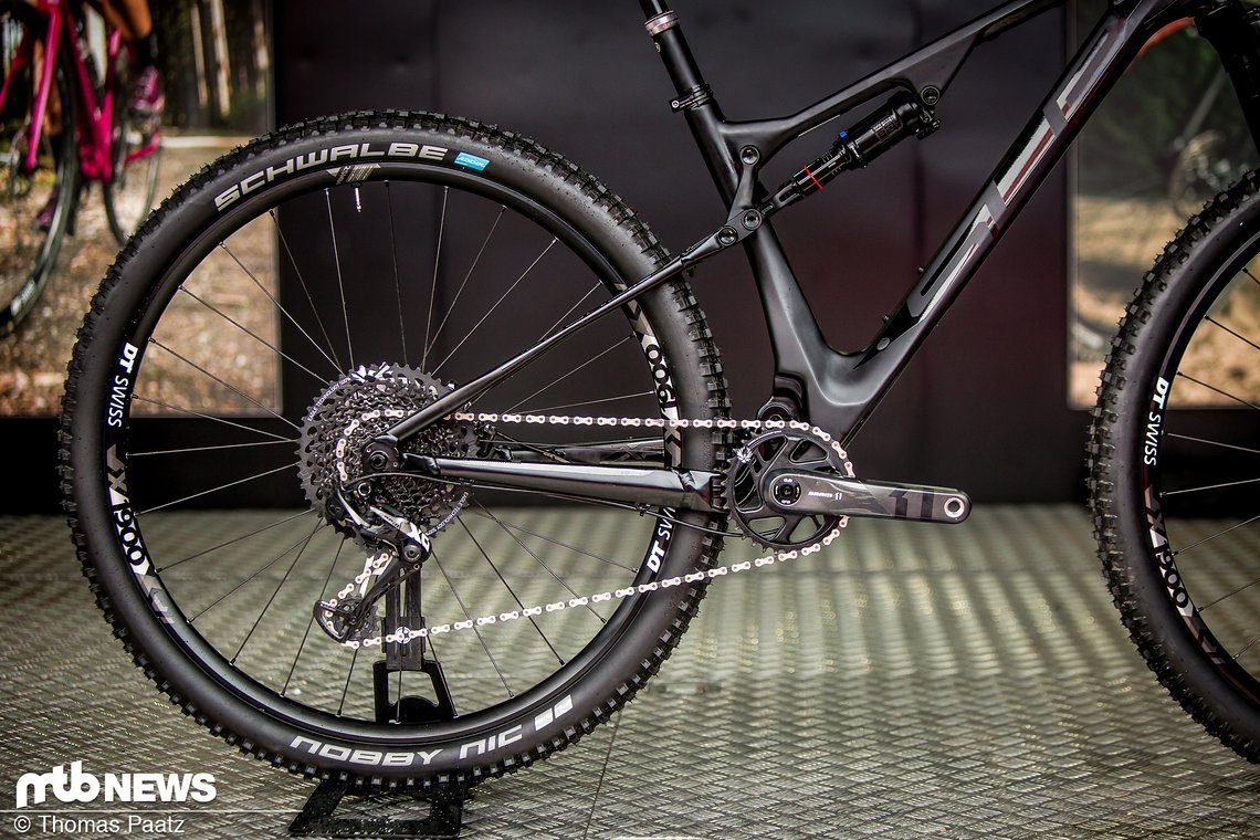 Angetrieben wird das Trailbike in der Top-Austattungsvariante mit der SRAM X01 Eagle-Schaltung