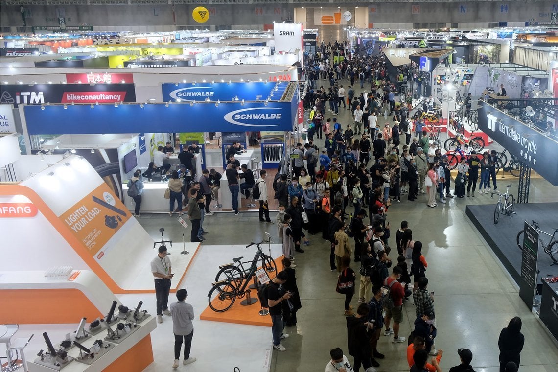 Krise? Welche Krise? Die Taipei Cycle Show verzeichnete ein reges Publikumsinteresse aus der Branche wie von EndverbraucherInnen.